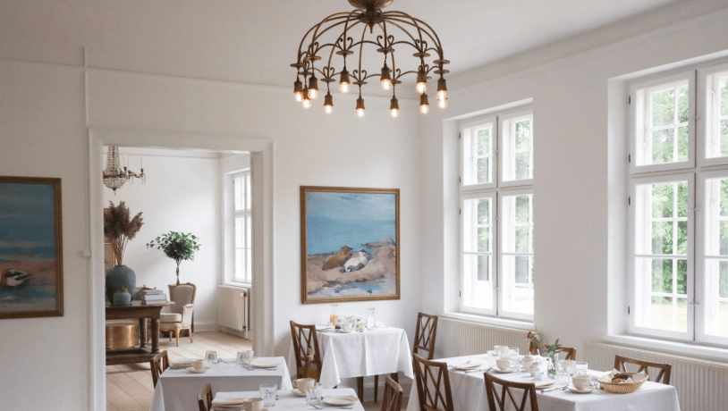 Frokostsalen ved Lundsgaard Gods Badehotel i Kerteminde, Fyn